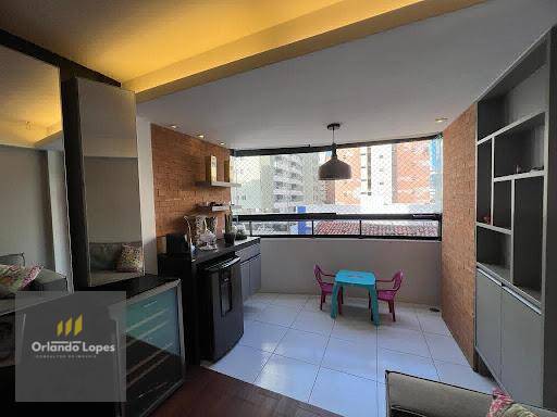 Apartamento à venda com 3 quartos, 108m² - Foto 3