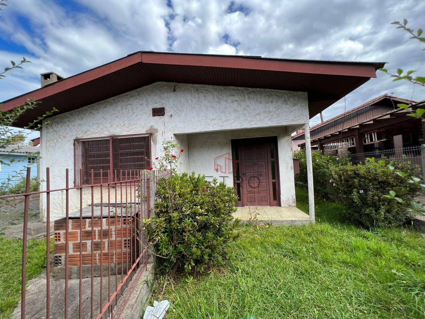 Casa à venda com 3 quartos, 69m² - Foto 2