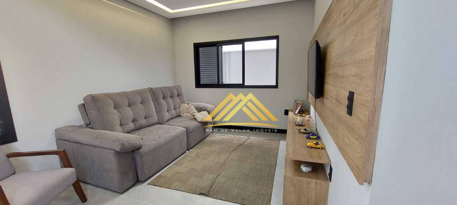 Casa à venda com 4 quartos, 290m² - Foto 16