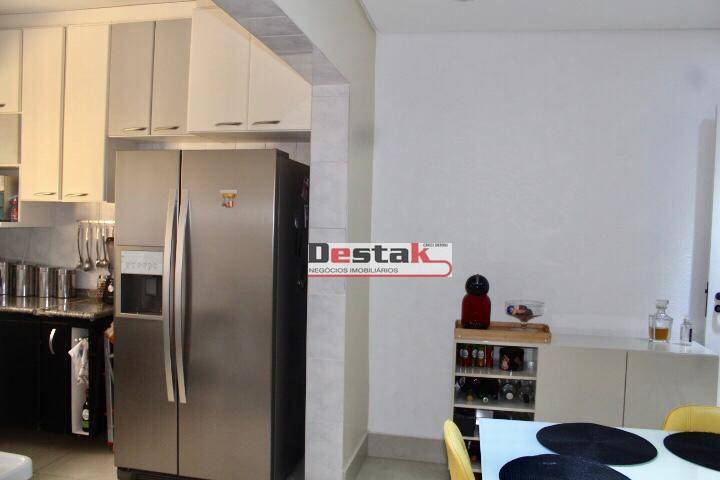 Sobrado à venda com 3 quartos, 186m² - Foto 14