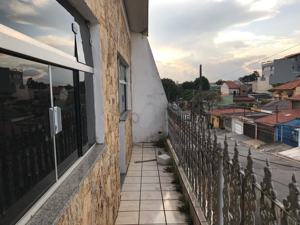 Sobrado à venda com 3 quartos, 245m² - Foto 2