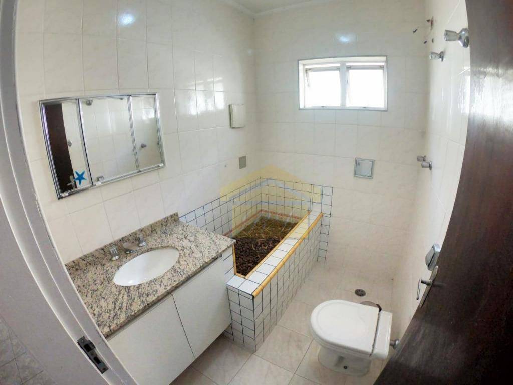 Sobrado à venda com 4 quartos, 229m² - Foto 11