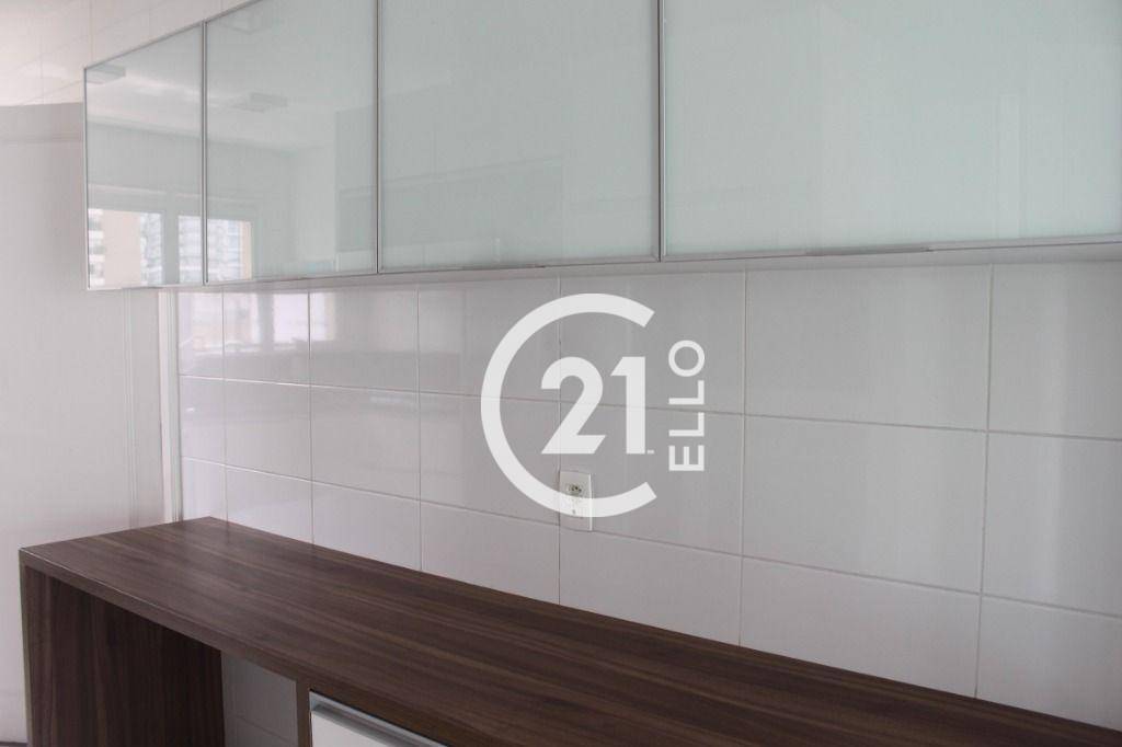 Apartamento para alugar com 3 quartos, 192m² - Foto 6