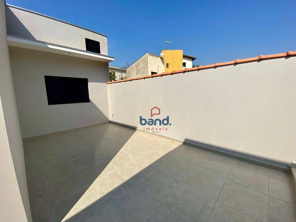 Casa à venda com 3 quartos, 210m² - Foto 18