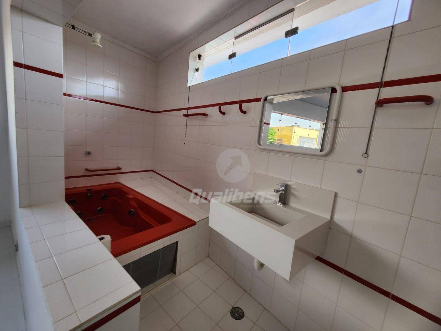 Sobrado à venda com 2 quartos, 180m² - Foto 9