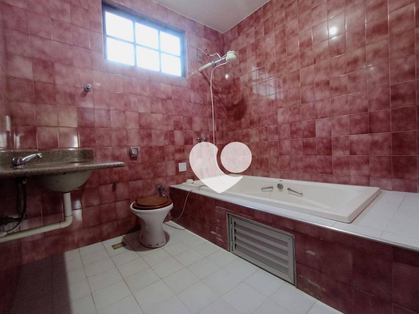 Casa para alugar com 6 quartos, 436m² - Foto 35