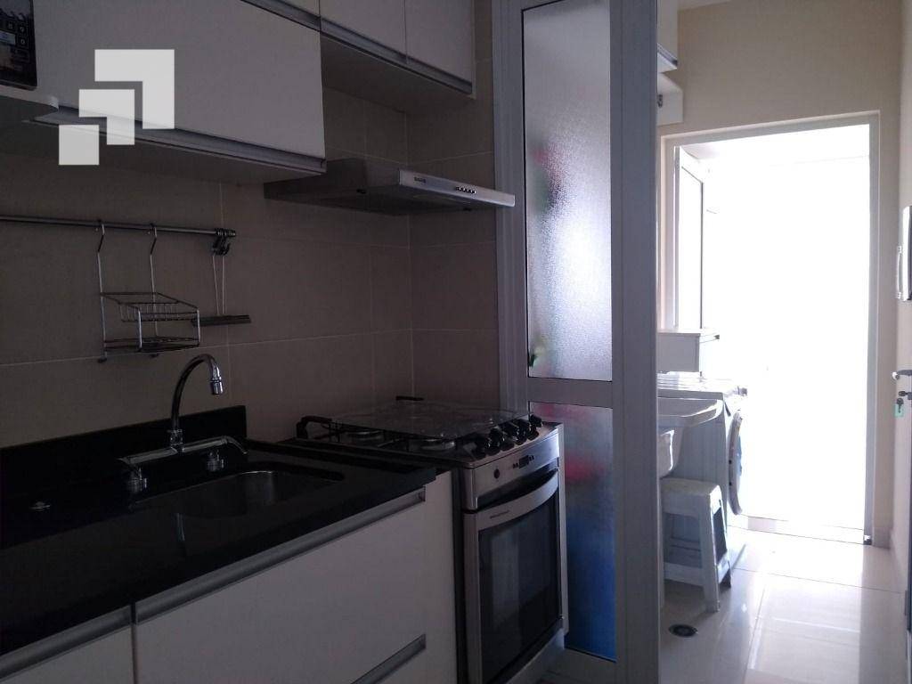 Apartamento para alugar com 2 quartos, 110m² - Foto 21