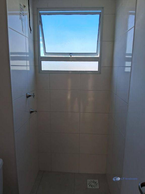 Apartamento para alugar com 2 quartos, 39m² - Foto 15