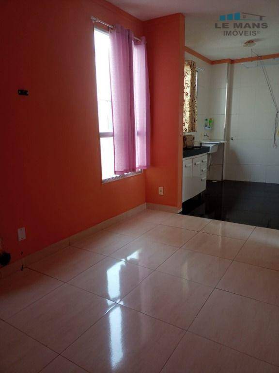 Apartamento à venda com 2 quartos, 48m² - Foto 6