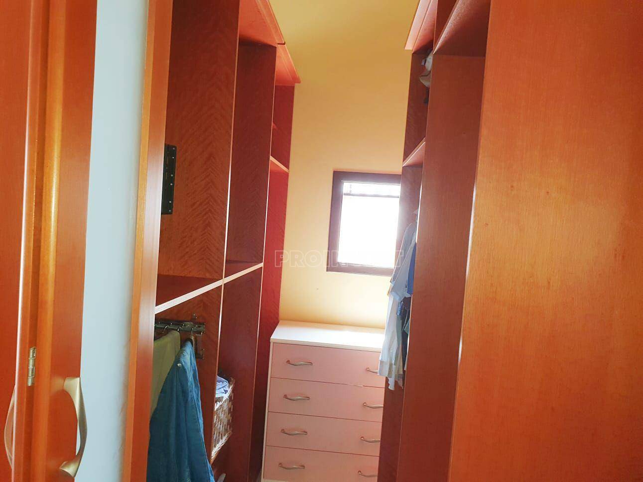 Casa de Condomínio para alugar com 3 quartos, 220m² - Foto 19