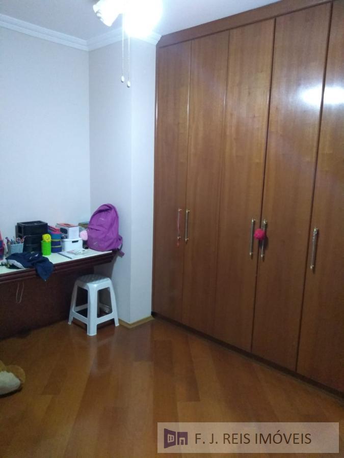 Apartamento à venda com 3 quartos, 140m² - Foto 26