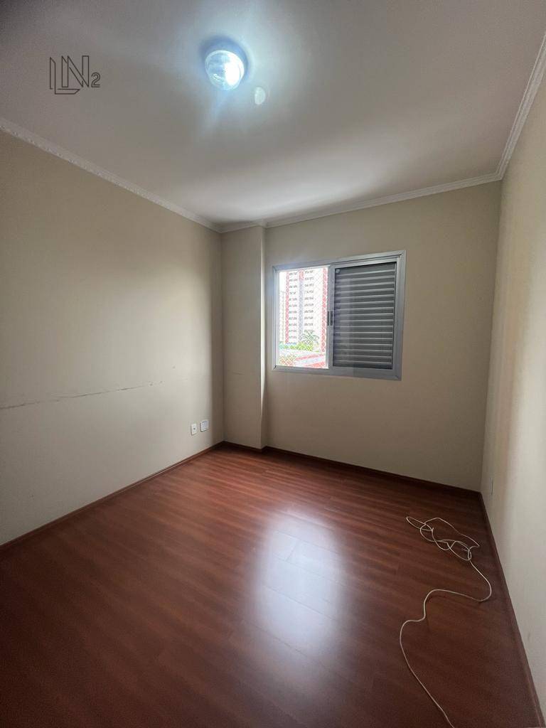 Apartamento para alugar com 2 quartos, 68m² - Foto 6