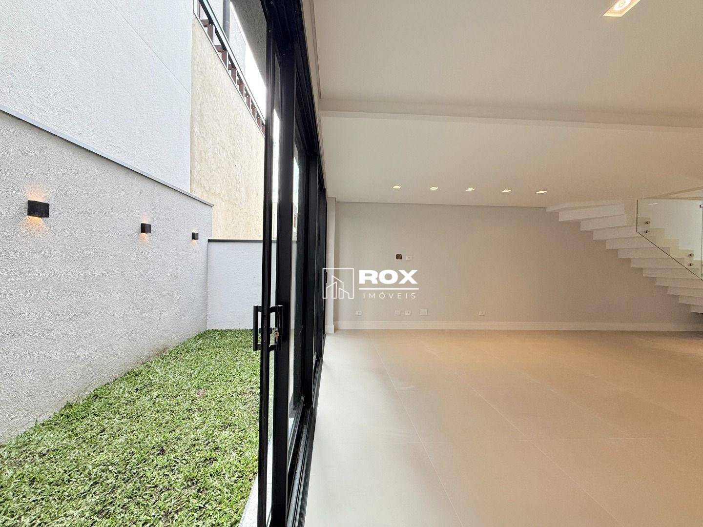 Casa de Condomínio à venda com 4 quartos, 190m² - Foto 4