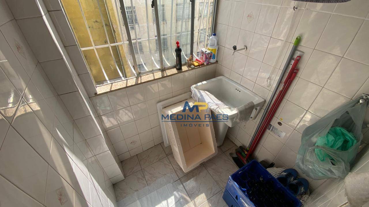 Apartamento à venda com 2 quartos, 64m² - Foto 6