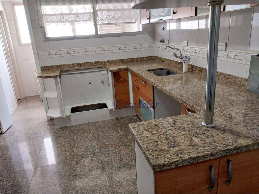 Apartamento à venda com 3 quartos, 136m² - Foto 1