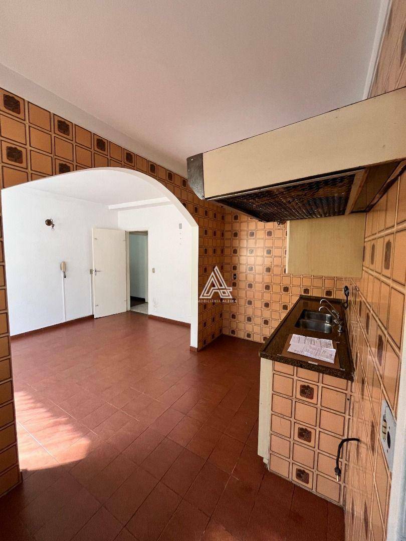 Sobrado à venda com 3 quartos, 200m² - Foto 28