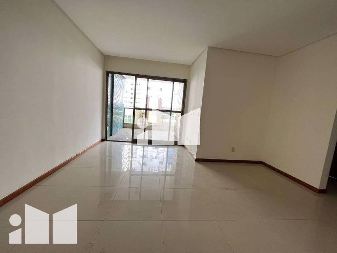 Apartamento à venda com 3 quartos, 110m² - Foto 5