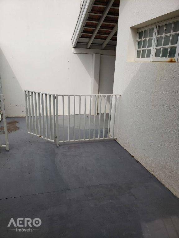 Casa para alugar com 3 quartos, 173m² - Foto 20