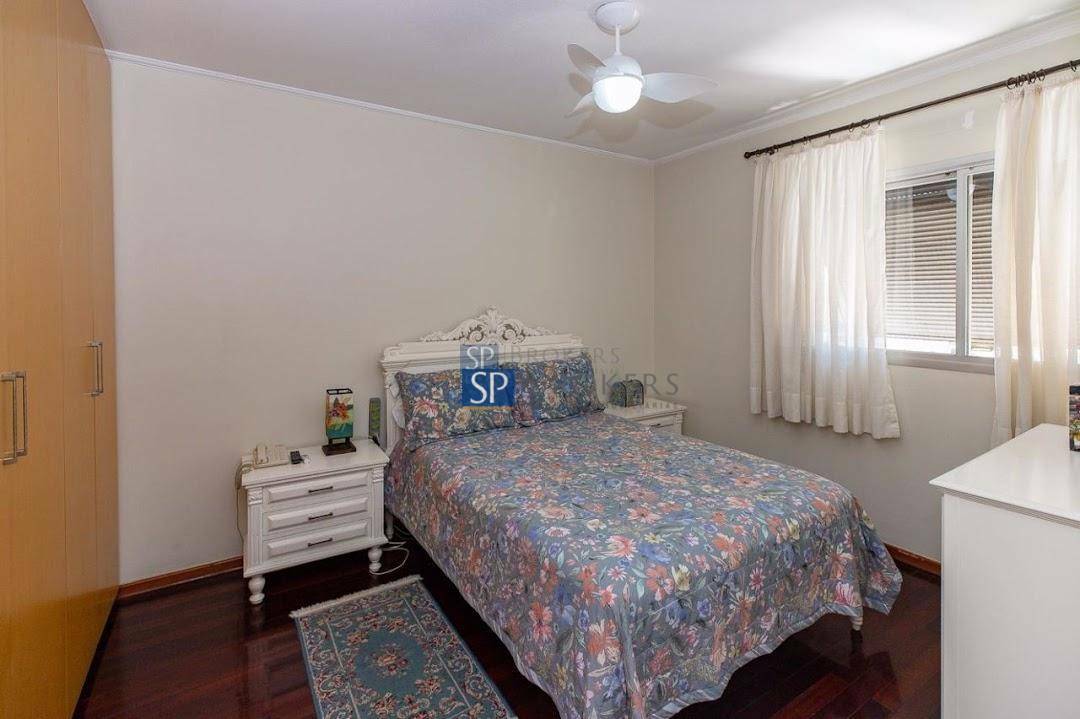 Apartamento à venda com 4 quartos, 233m² - Foto 21