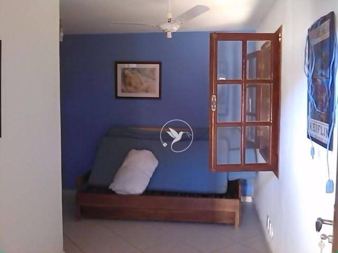 Casa à venda com 7 quartos, 250m² - Foto 11