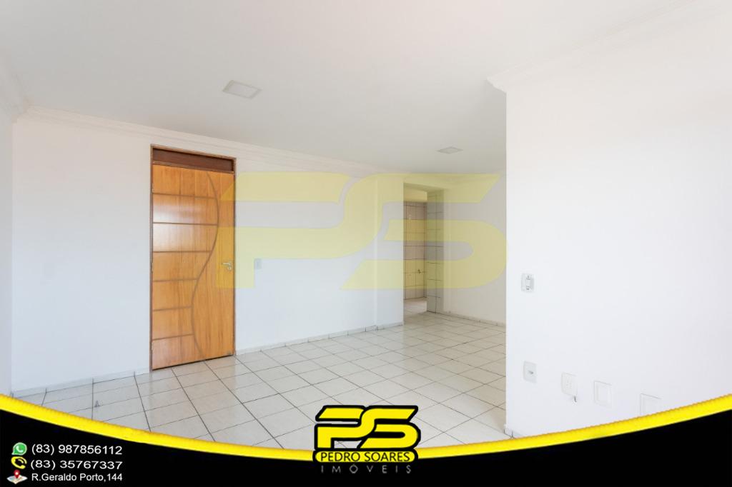 Apartamento à venda com 2 quartos, 77m² - Foto 5