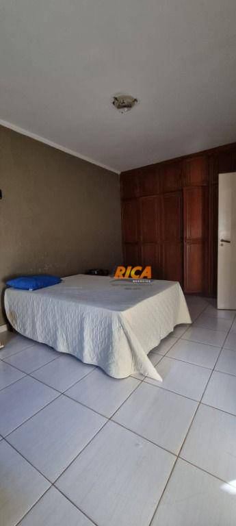 Casa à venda com 3 quartos, 440m² - Foto 15