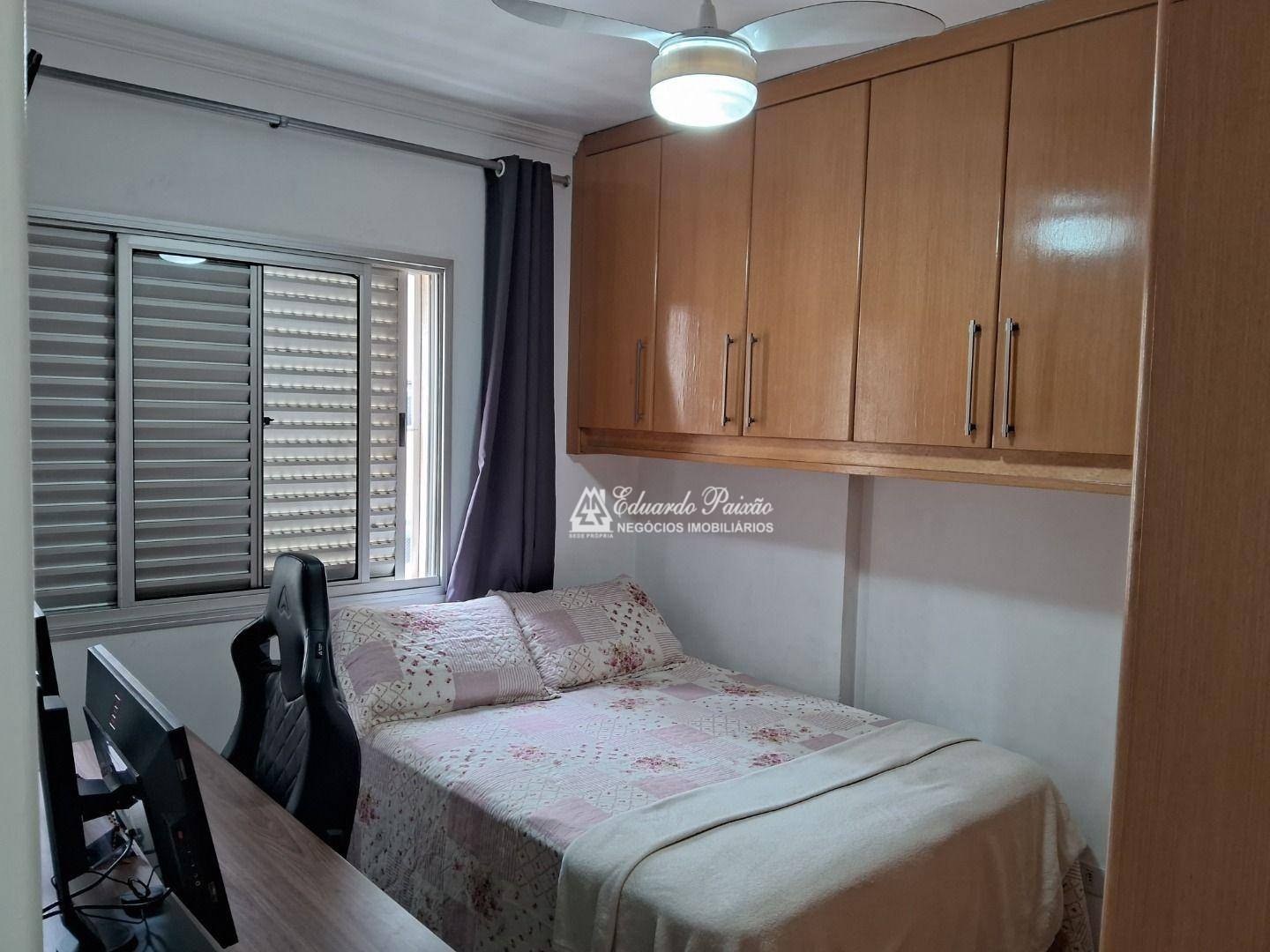 Apartamento à venda com 2 quartos, 65m² - Foto 15