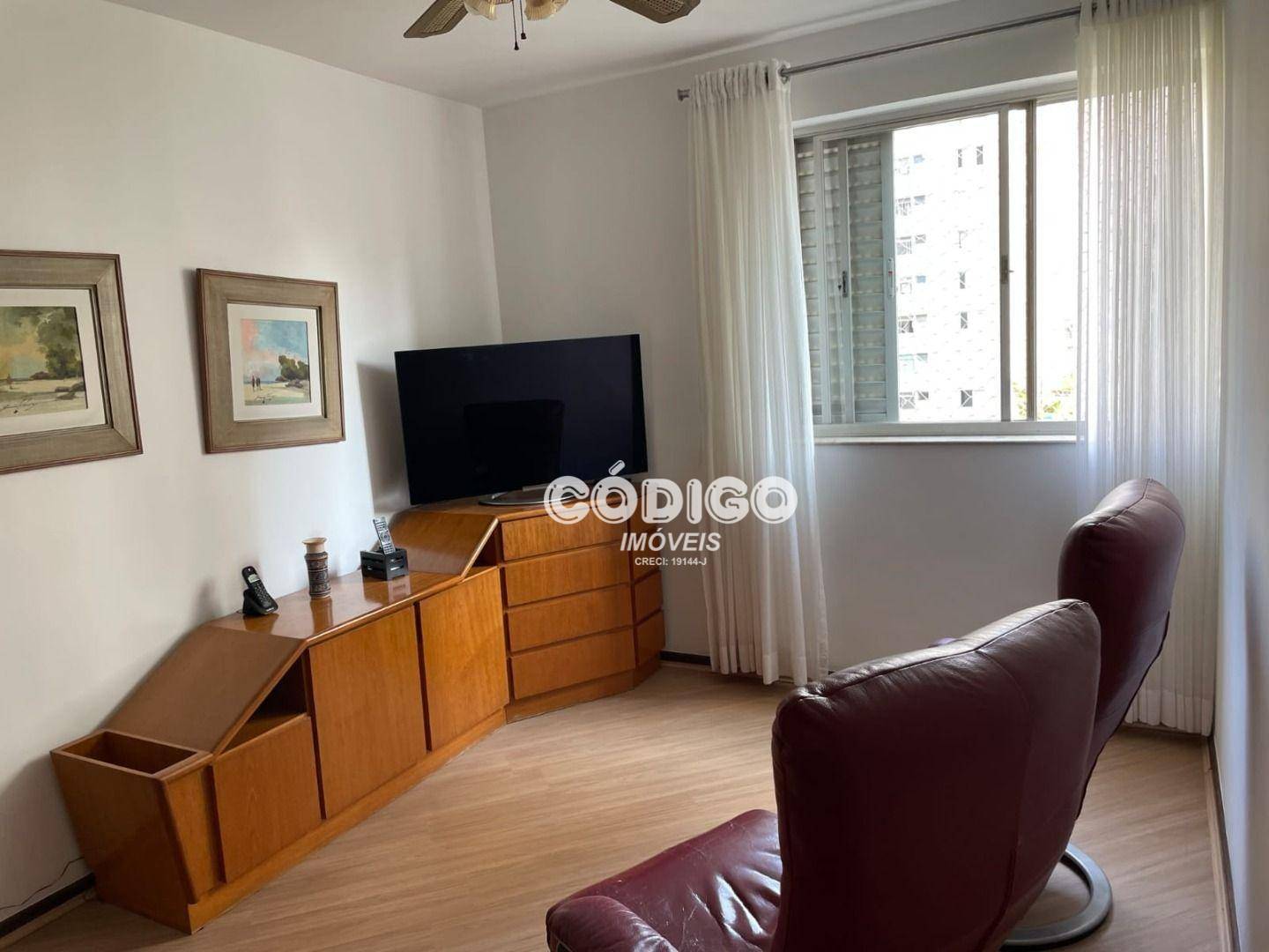 Apartamento para alugar com 3 quartos, 108m² - Foto 8