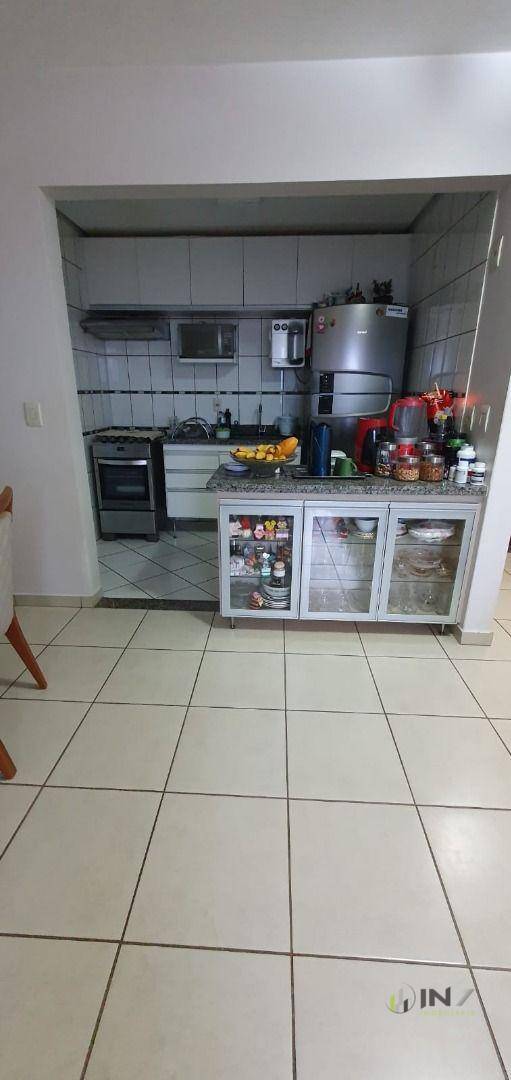 Apartamento à venda com 3 quartos, 74m² - Foto 14