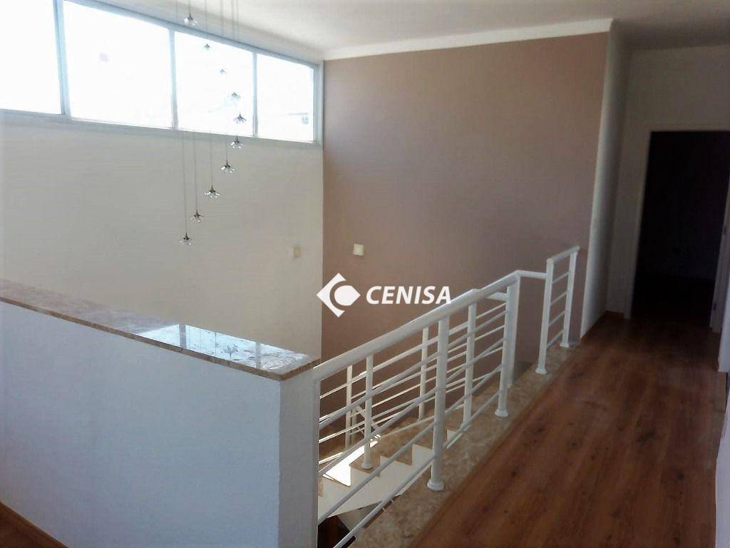 Casa à venda com 3 quartos, 255m² - Foto 7