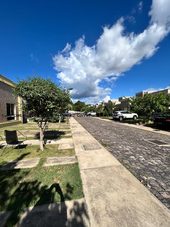 Casa à venda com 3 quartos, 67m² - Foto 2