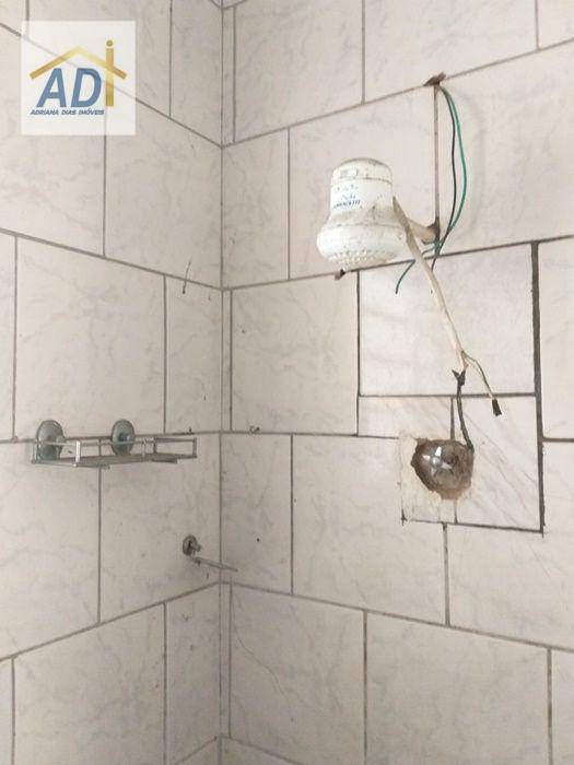Casa à venda e aluguel com 2 quartos, 60m² - Foto 15