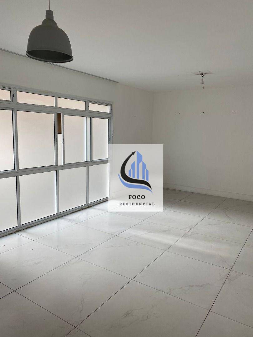 Apartamento à venda e aluguel com 3 quartos, 115m² - Foto 1