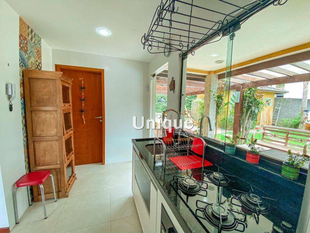 Casa à venda com 5 quartos, 280m² - Foto 11