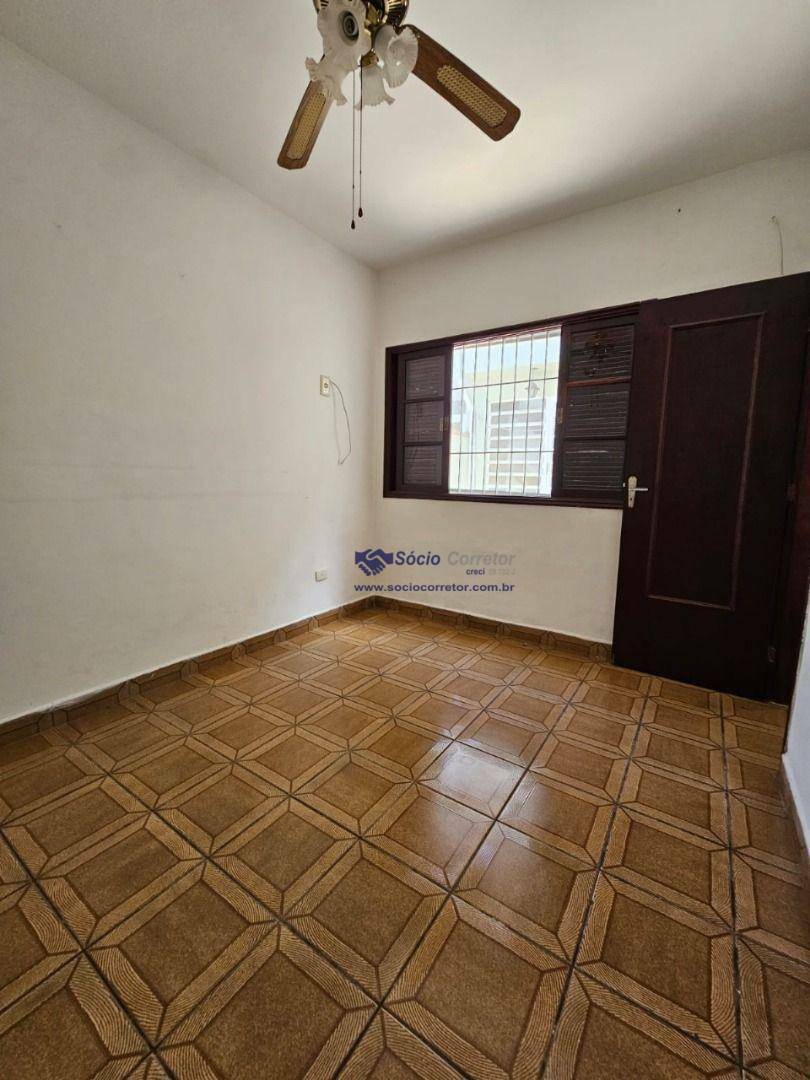 Casa à venda com 4 quartos, 145m² - Foto 7