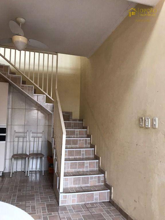 Casa à venda com 3 quartos, 146m² - Foto 9