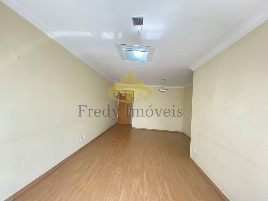 Apartamento à venda com 3 quartos, 113m² - Foto 3