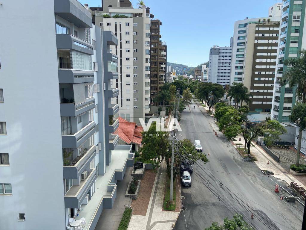 Apartamento à venda com 2 quartos, 95m² - Foto 19