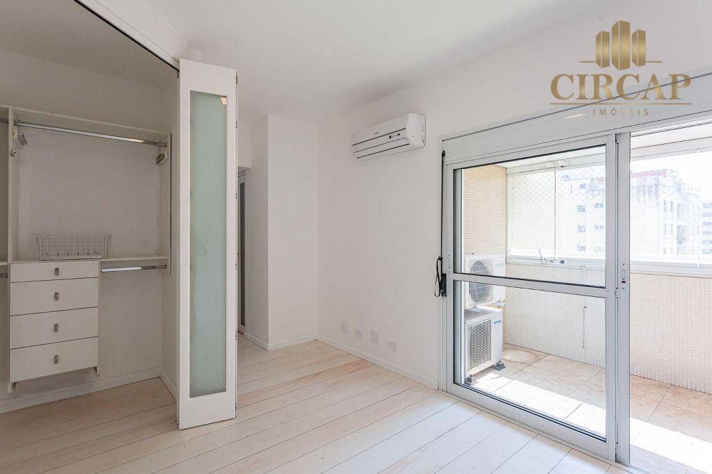 Apartamento à venda com 3 quartos, 276m² - Foto 19