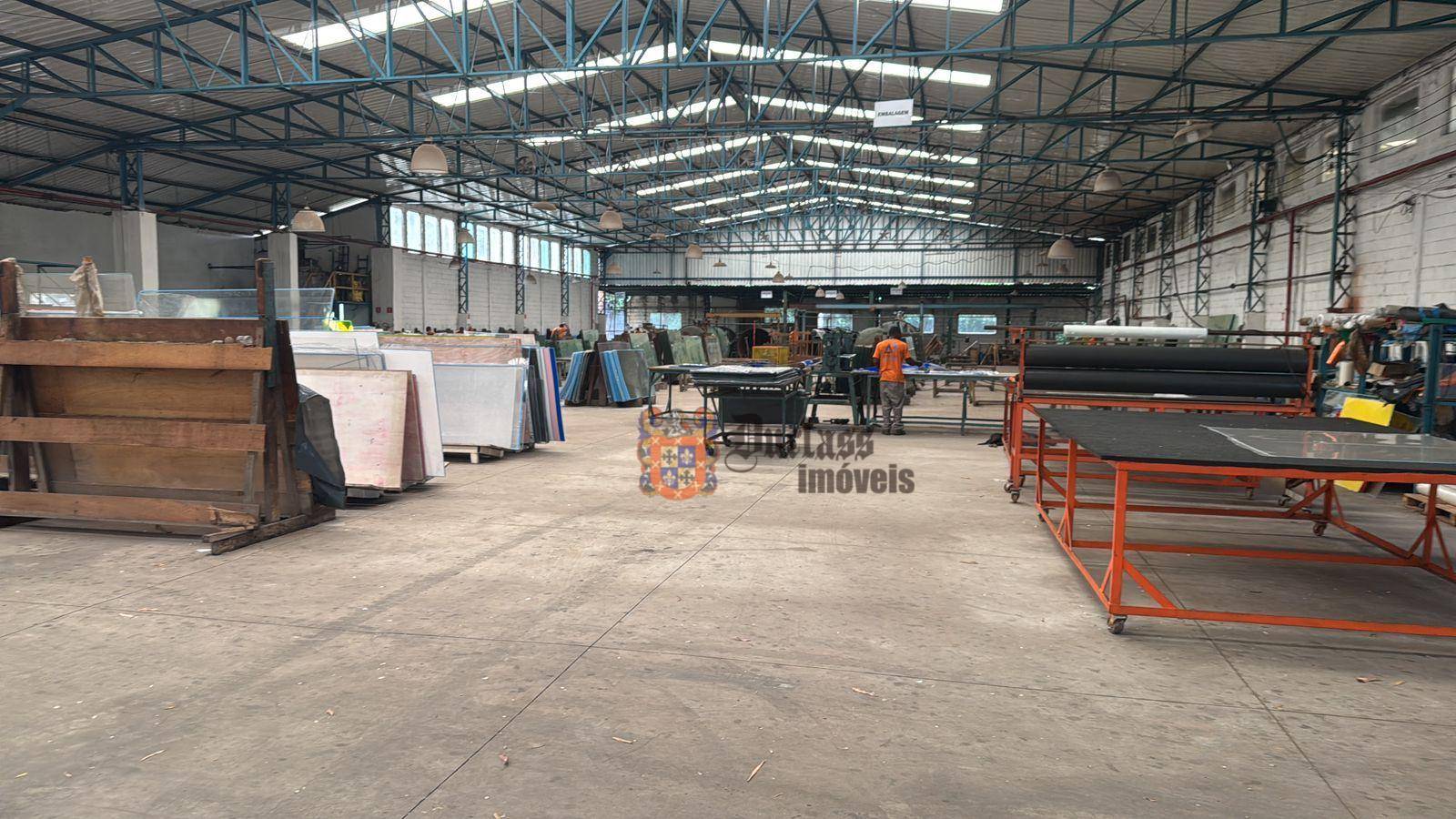 Depósito-Galpão, 5800 m² - Foto 1