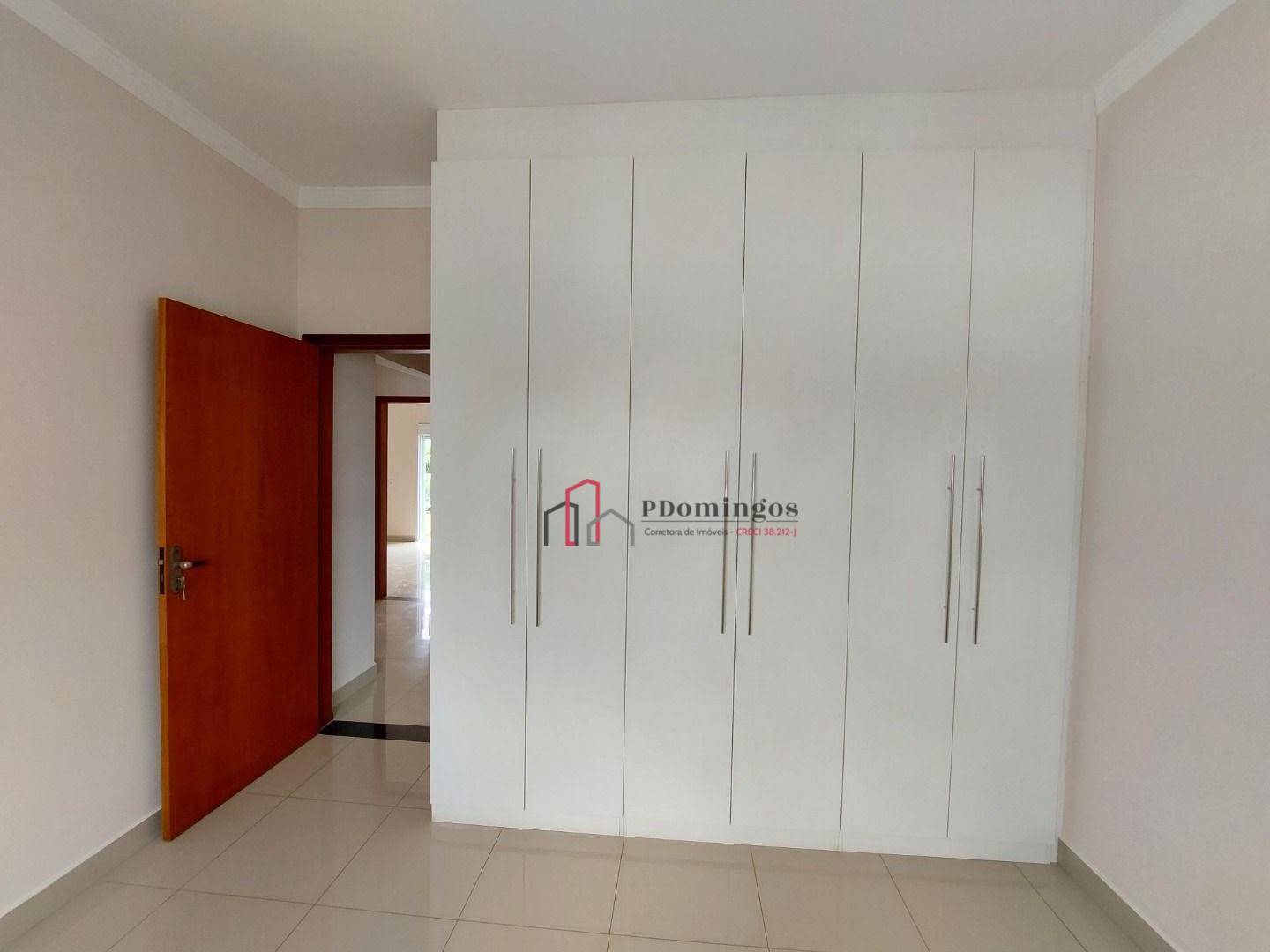 Sobrado à venda com 3 quartos, 220m² - Foto 3