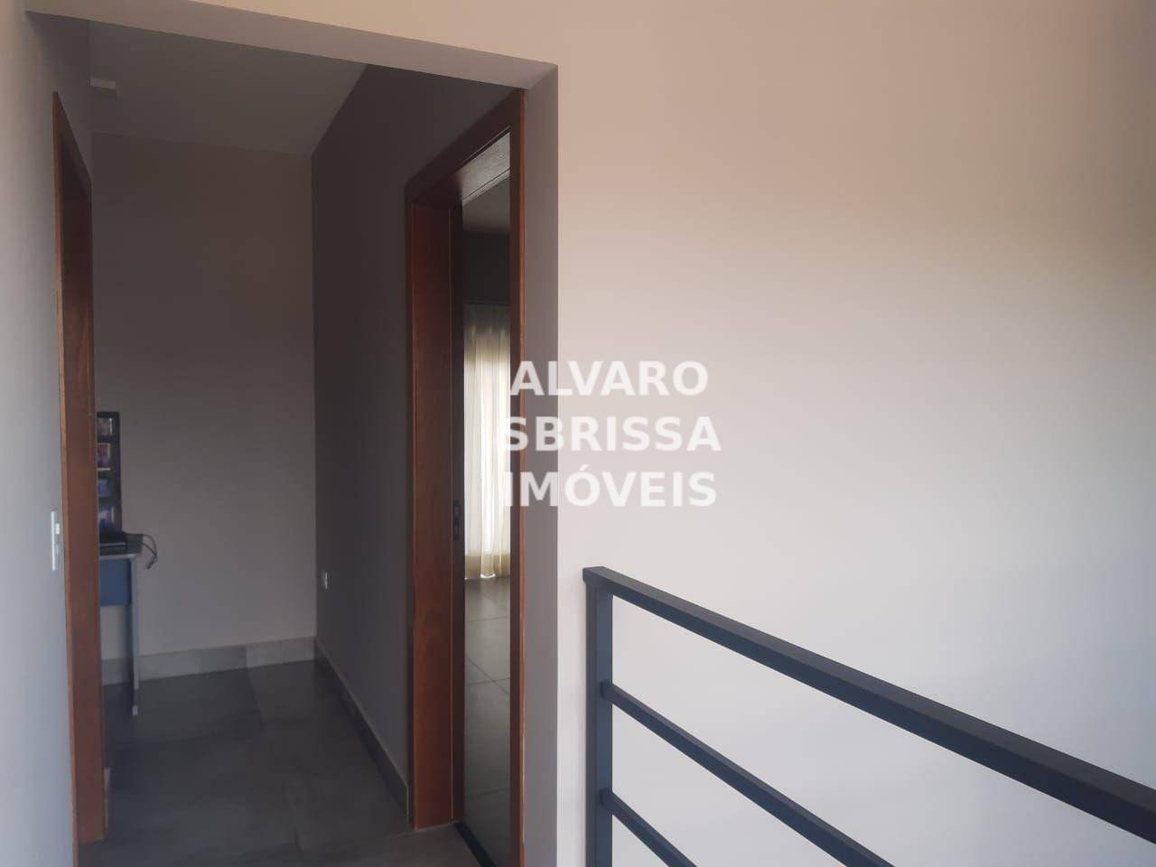 Casa à venda com 2 quartos, 210m² - Foto 15