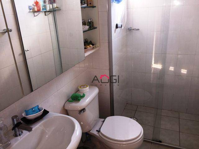 Apartamento à venda com 2 quartos, 62m² - Foto 4