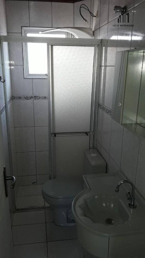 Apartamento à venda com 3 quartos, 50m² - Foto 2