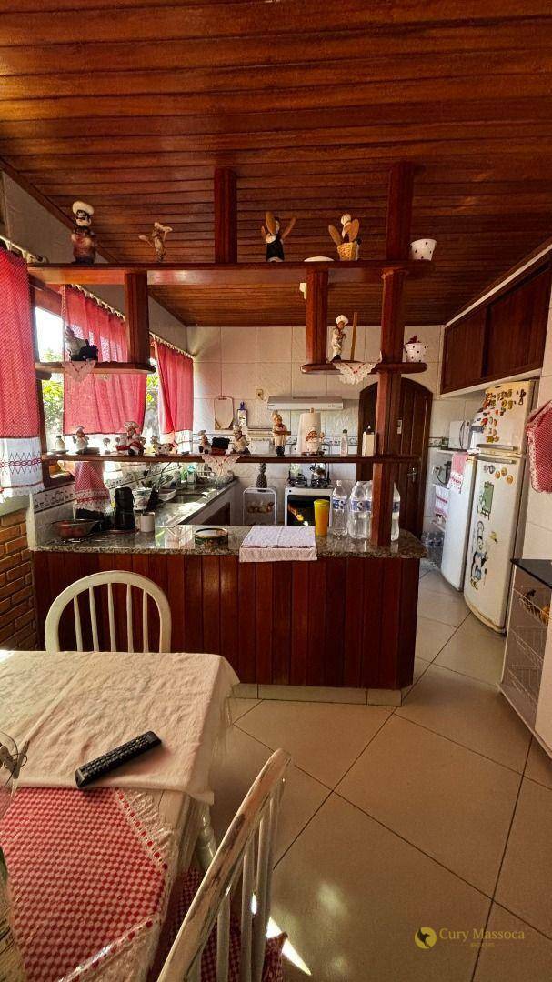 Chácara à venda com 4 quartos, 300m² - Foto 26