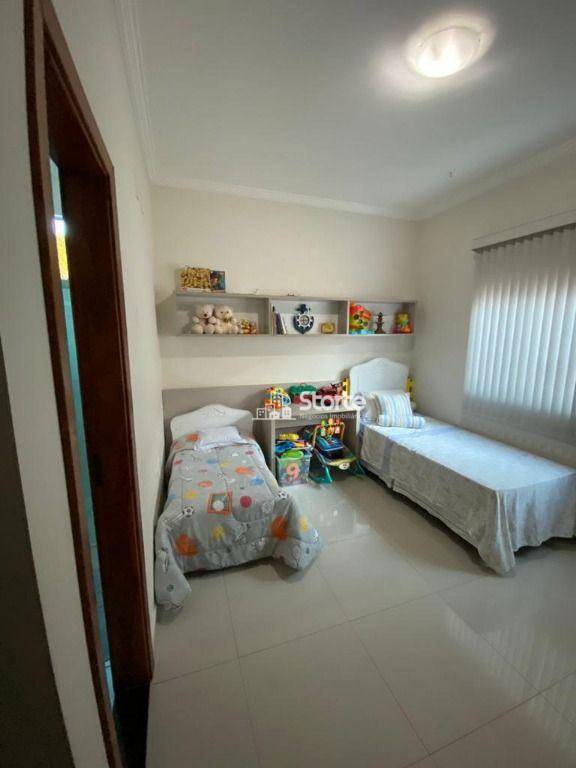 Casa à venda com 3 quartos, 200m² - Foto 15