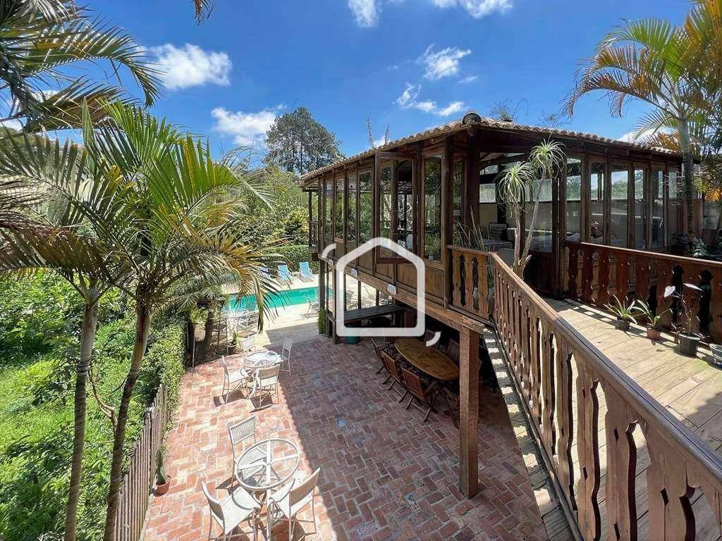 Casa de Condomínio à venda e aluguel com 4 quartos, 600m² - Foto 20