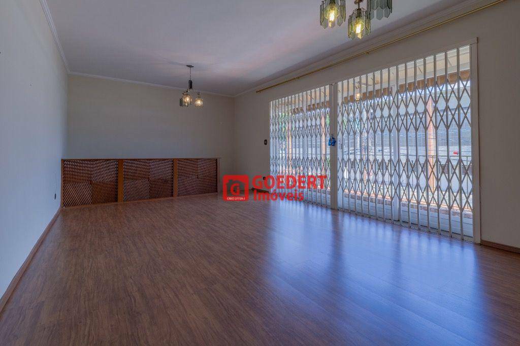 Casa à venda e aluguel com 1 quarto, 211m² - Foto 21