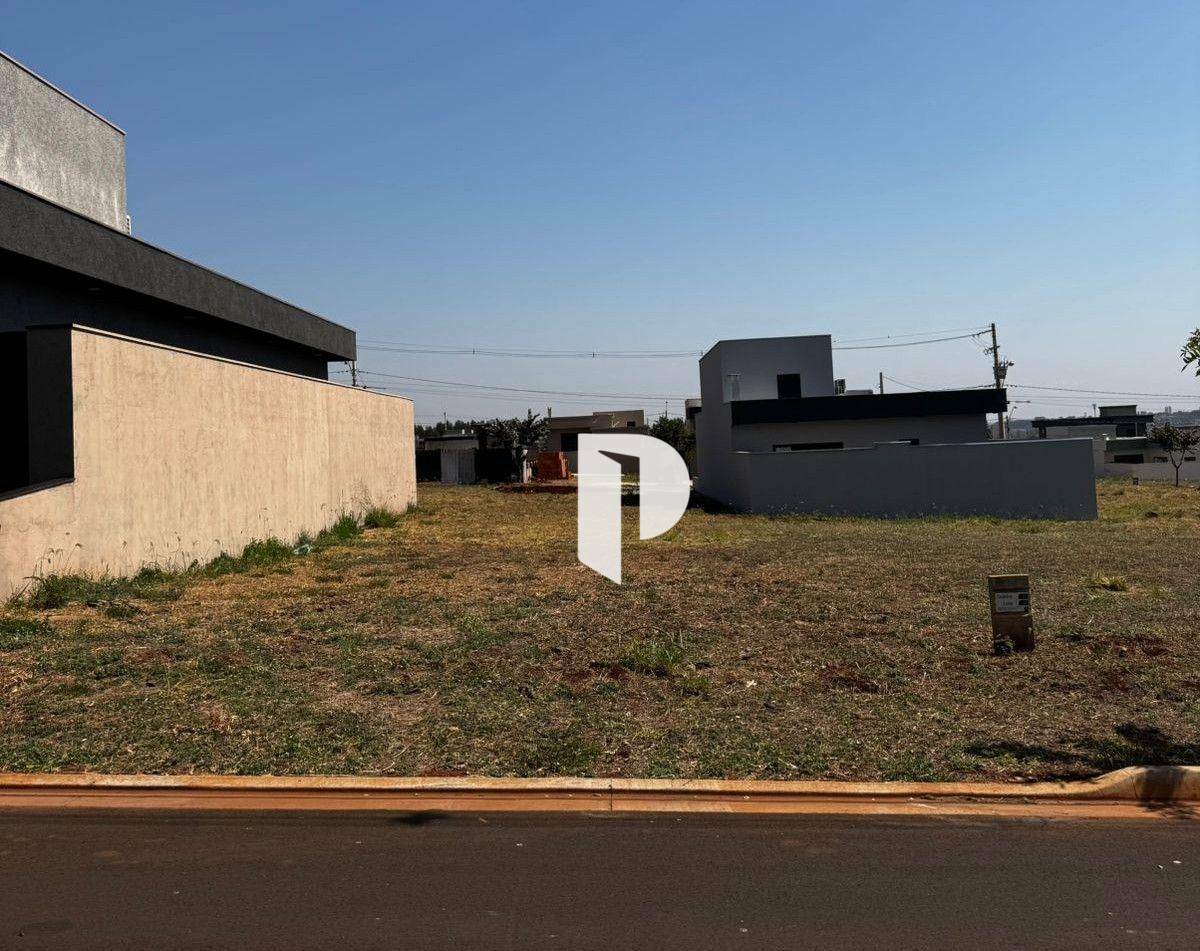 Loteamento e Condomínio, 250 m² - Foto 1