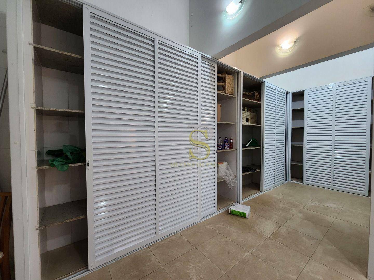 Casa de Condomínio à venda com 4 quartos, 650m² - Foto 42